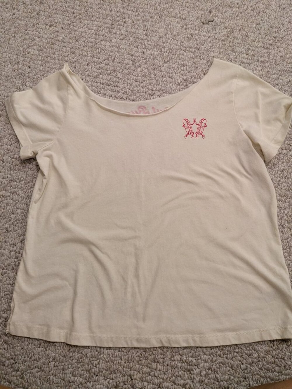 Graphic tee